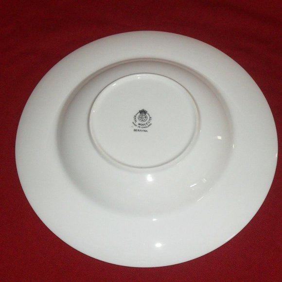 6 Royal Worcester Bernina Rim Soup Plates Vintage Bowls Bone China Cottagecore - Picture 6 of 7